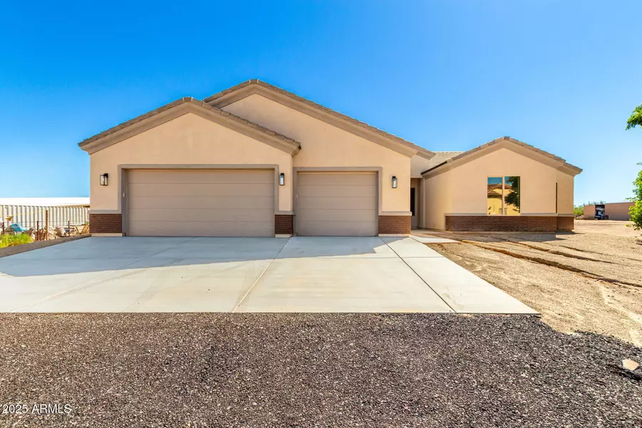 34889 N 3rd Street, Phoenix, AZ 85086