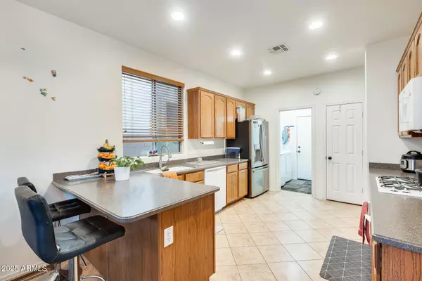 Phoenix, AZ 85045,1633 W LACEWOOD Place