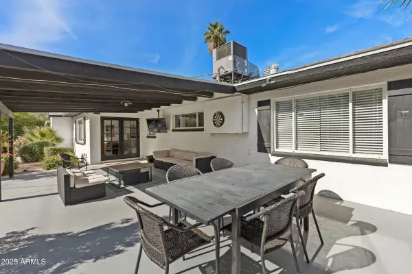 Scottsdale, AZ 85257,6829 E ALMERIA Road