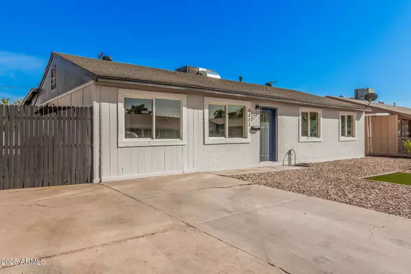 Phoenix, AZ 85033,6823 W COOLIDGE Street