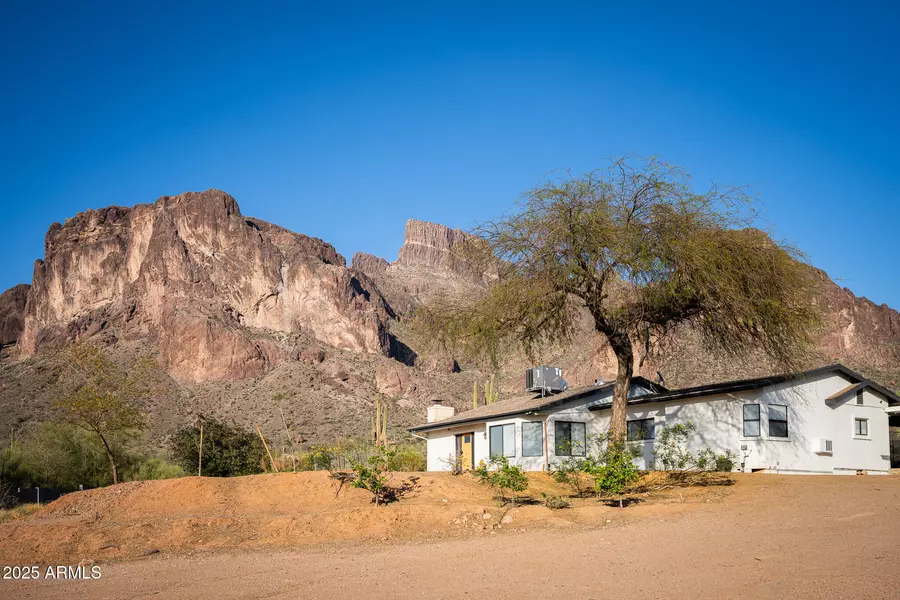 6380 E SHIPROCK Street, Apache Junction, AZ 85119