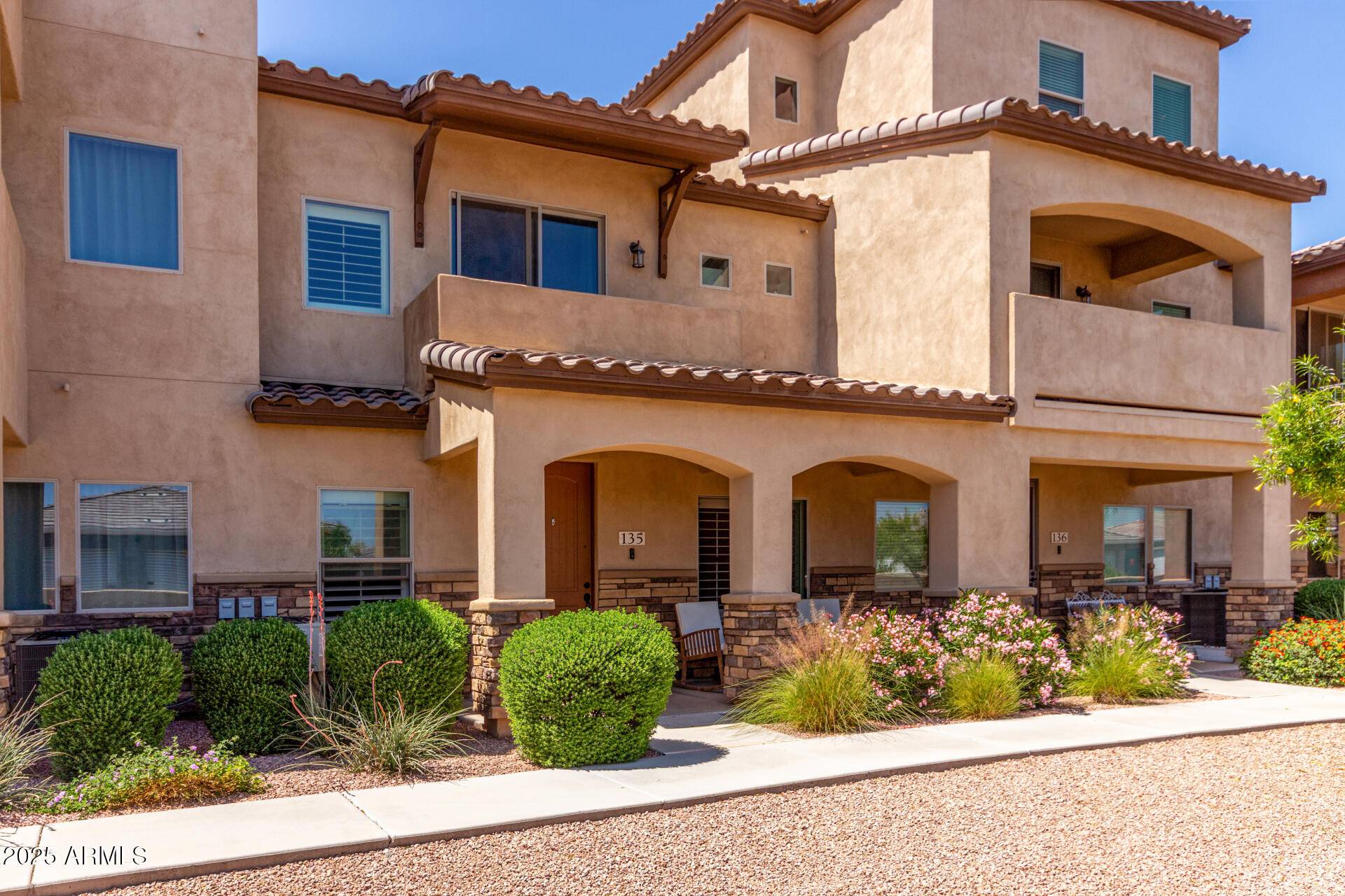 Mesa, AZ 85212,2821 S SKYLINE -- #135