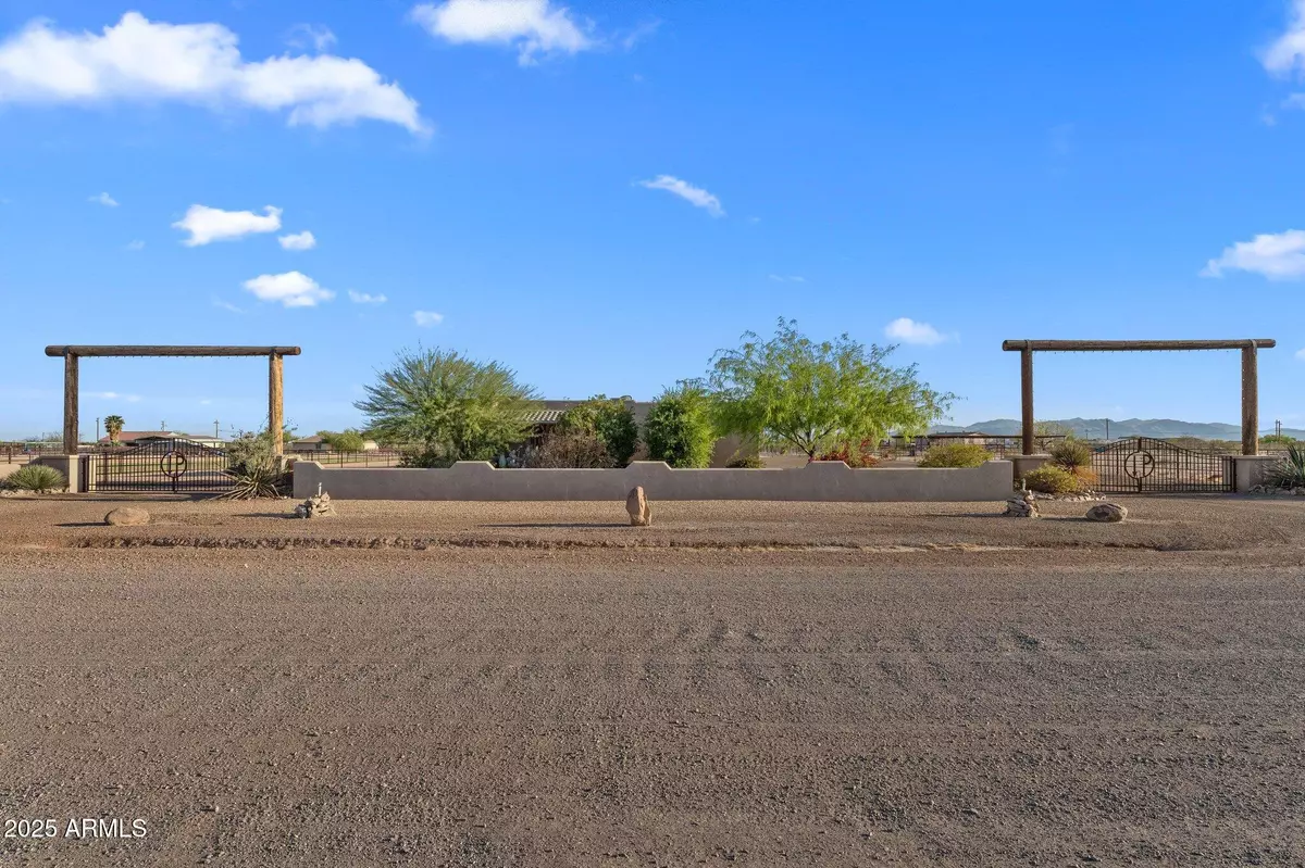 Surprise, AZ 85387,17789 W Peakview Road