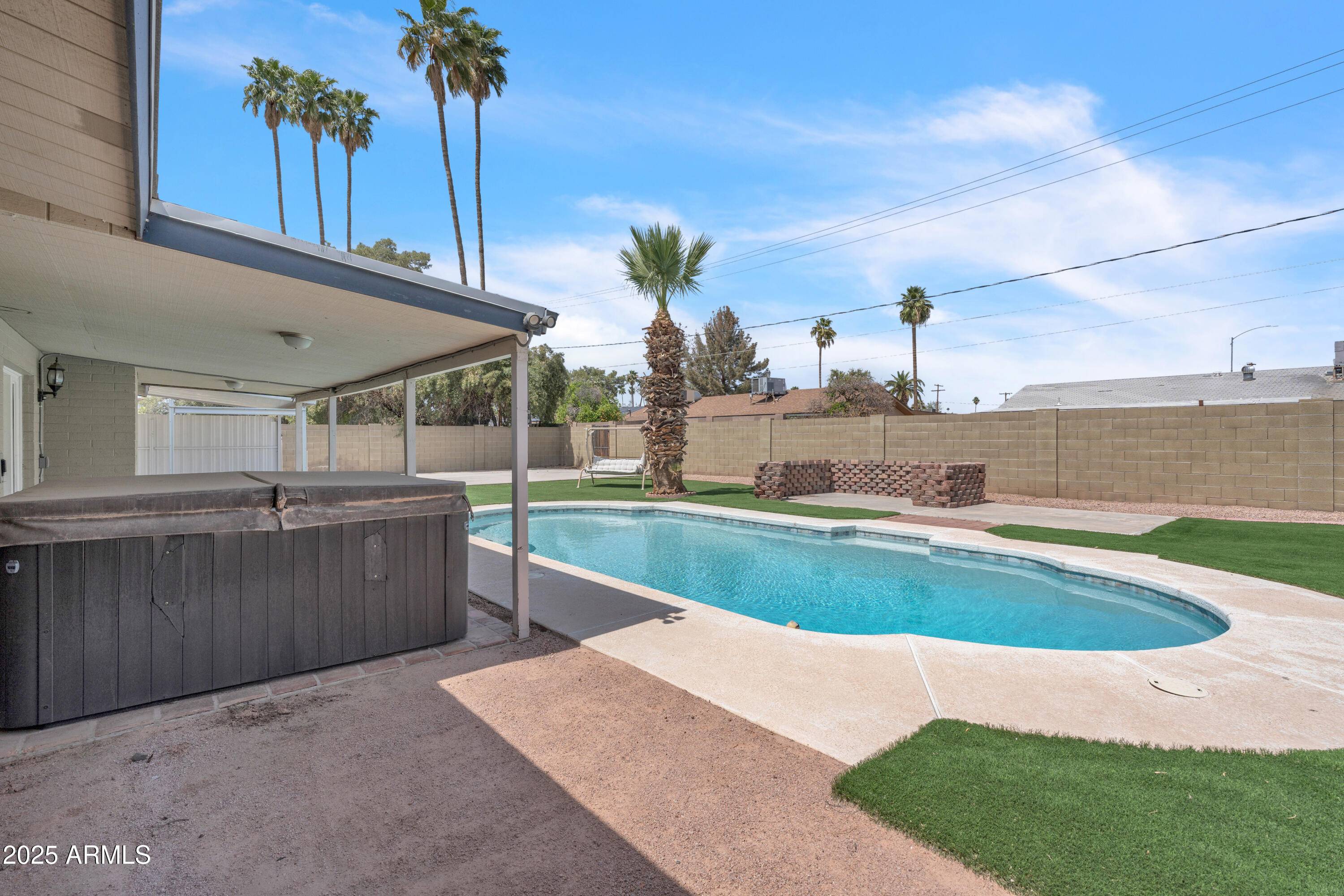 Mesa, AZ 85203,530 E DRAPER Street