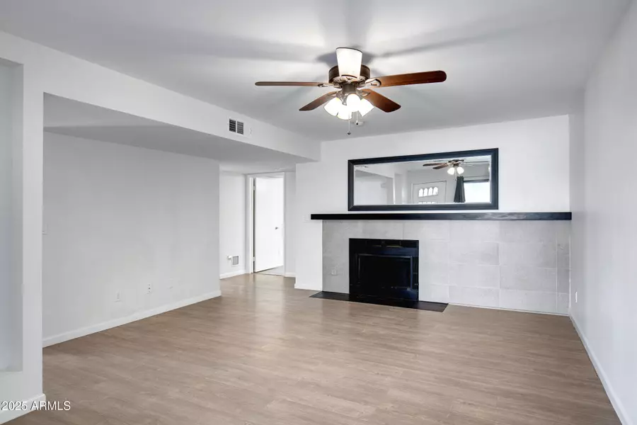 850 S RIVER Drive #1068, Tempe, AZ 85281