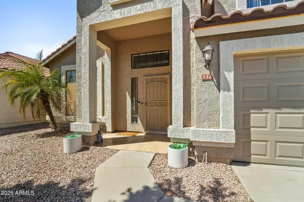 Gilbert, AZ 85234,332 N COBBLESTONE Street