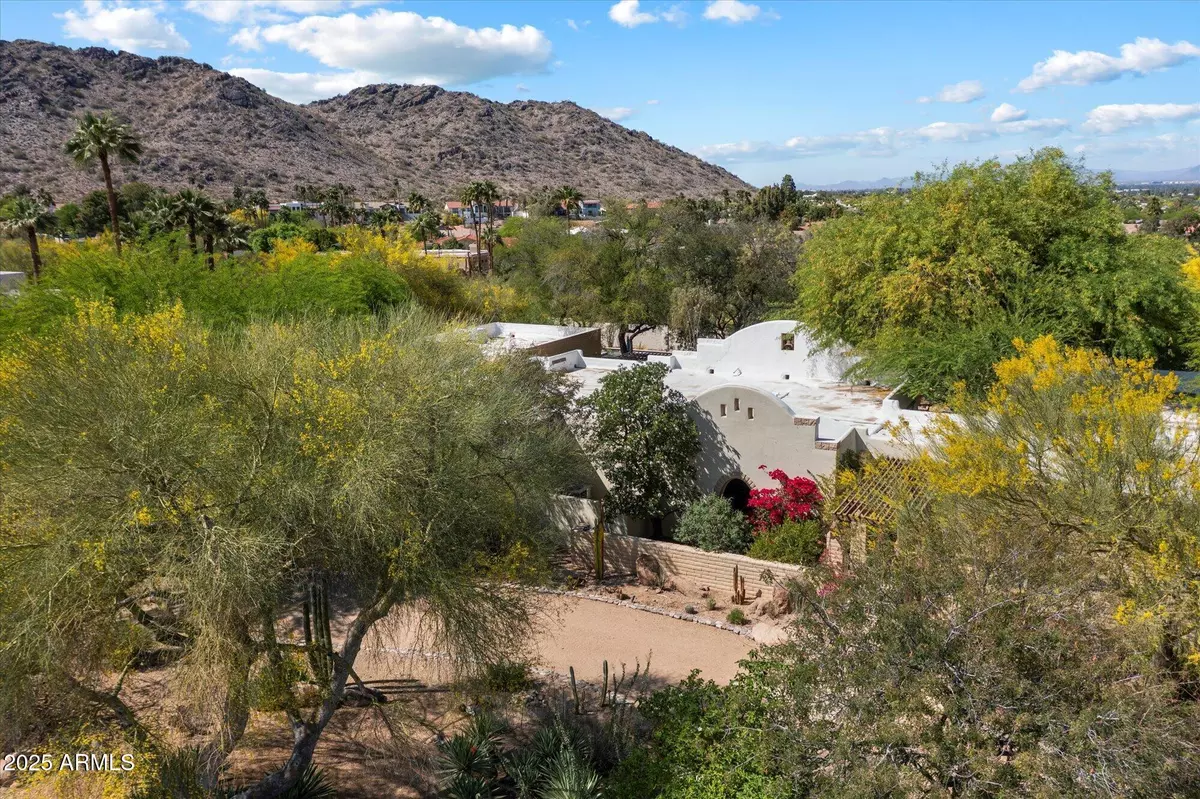 Phoenix, AZ 85028,4646 E SHADOW ROCK Road