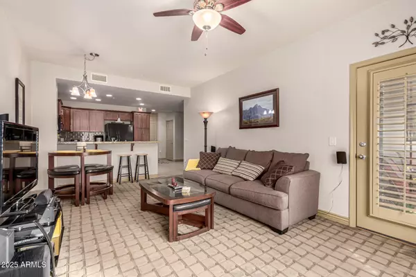 Phoenix, AZ 85054,5450 E DEER VALLEY Drive #3223