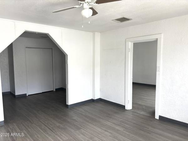 Douglas, AZ 85607,398 E AVE Avenue