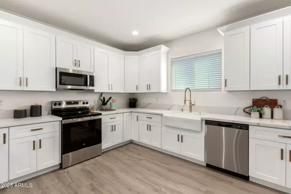 Glendale, AZ 85301,6033 W NORTHVIEW Avenue