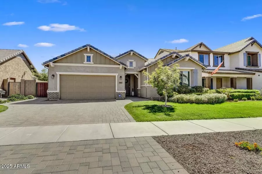 7407 E PORTOBELLO Avenue, Mesa, AZ 85212