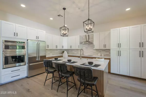 7296 E SAN ALFREDO Drive, Scottsdale, AZ 85258