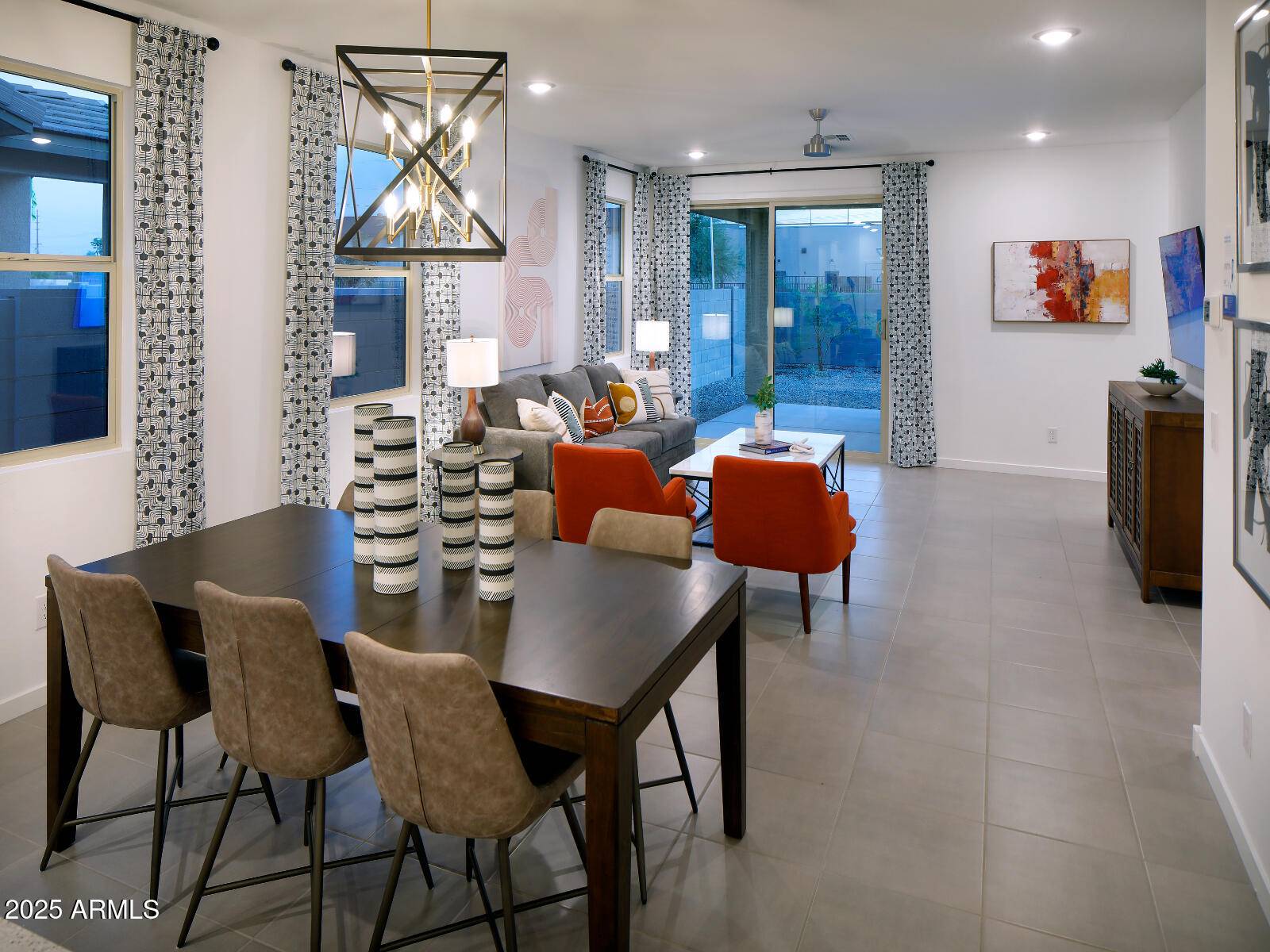 Tolleson, AZ 85353,8950 W ALBENIZ Place