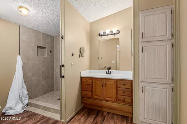 Phoenix, AZ 85032,16246 N 32ND Way