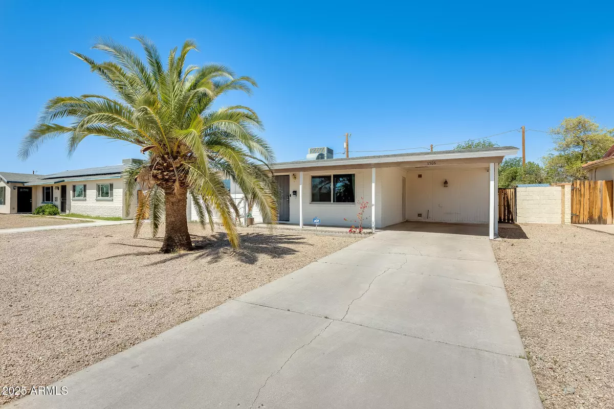 Phoenix, AZ 85029,3306 W LUPINE Avenue