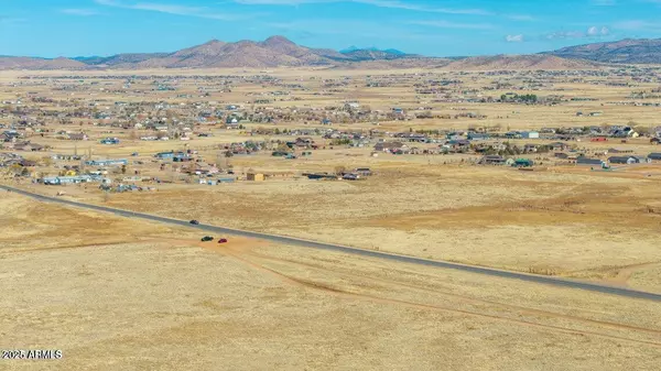 Prescott Valley, AZ 86315,8951 N Viewpoint Dr Lot A 4.95 Acres -- #-