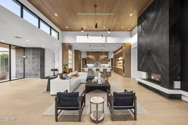 Scottsdale, AZ 85254,7001 E PARADISE Drive