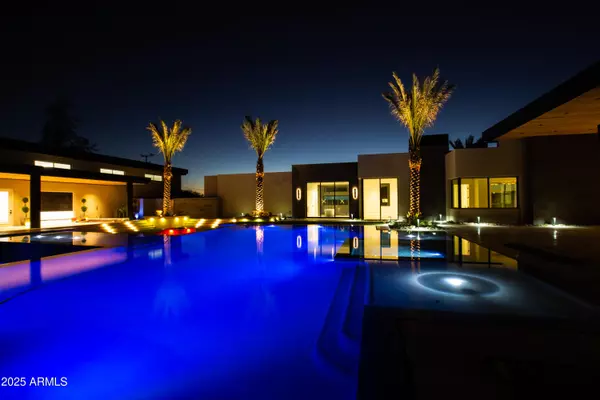 Scottsdale, AZ 85254,7001 E PARADISE Drive