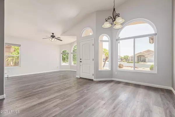 Mesa, AZ 85210,632 W NATAL Circle