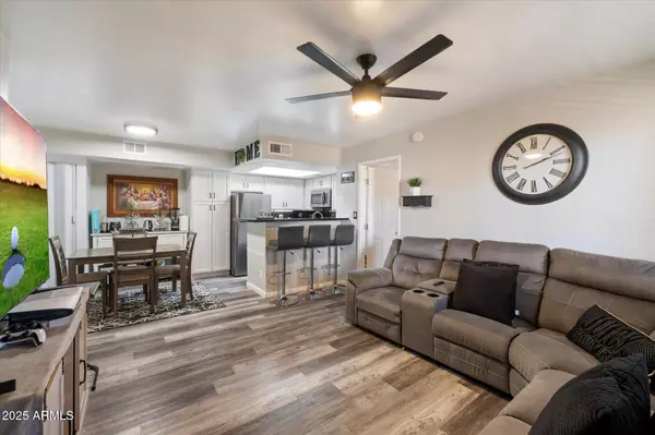 Phoenix, AZ 85053,3535 W TIERRA BUENA Lane #256