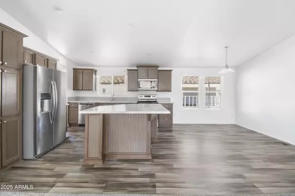 Glendale, AZ 85301,8601 N 71st Avenue #89