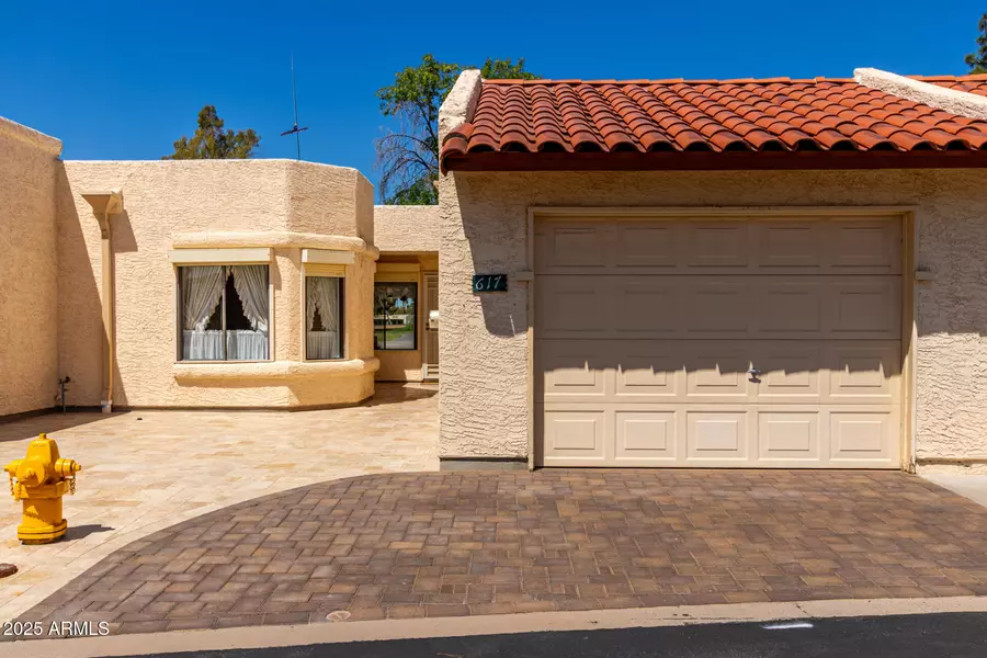 617 S ARROWWOOD Way, Mesa, AZ 85208