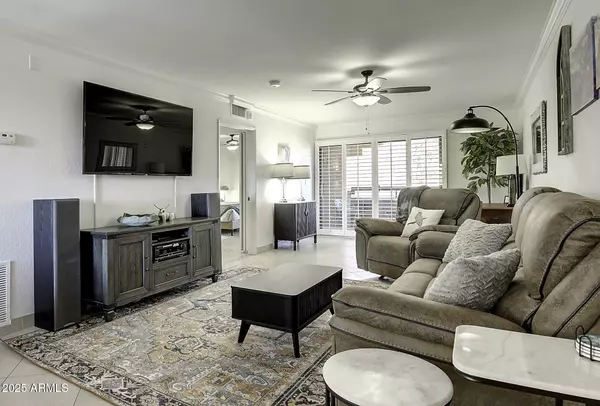 Phoenix, AZ 85032,4303 E CACTUS Road #442