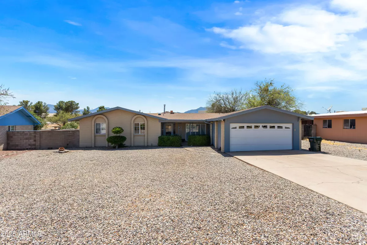 Sierra Vista, AZ 85635,2232 CARMELITA Drive