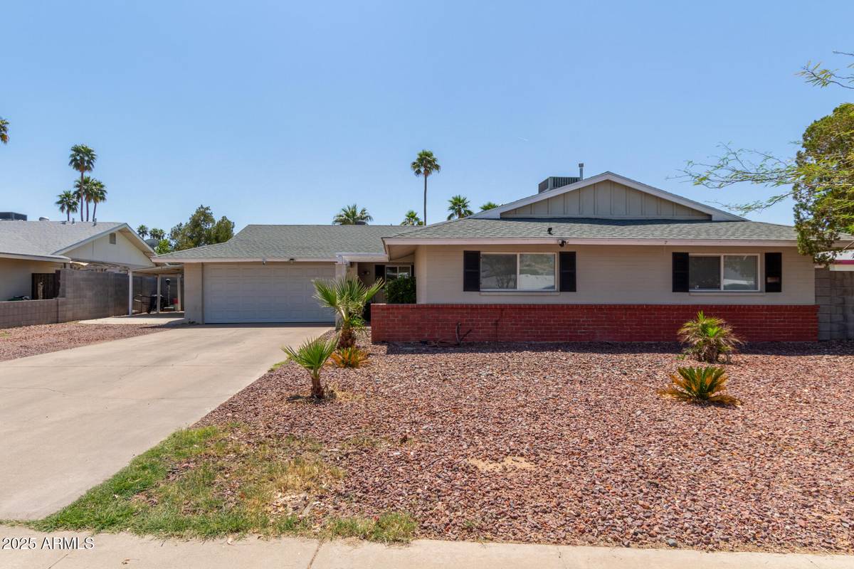 Phoenix, AZ 85053,3411 W REDFIELD Road