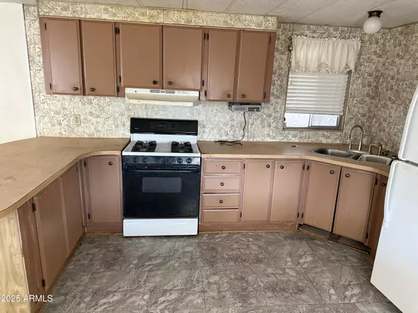 Coolidge, AZ 85128,348 W BYRD Avenue