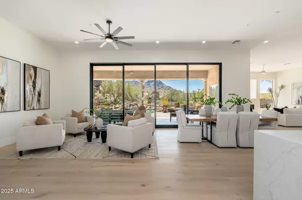 Scottsdale, AZ 85255,11747 E JUAN TABO Road