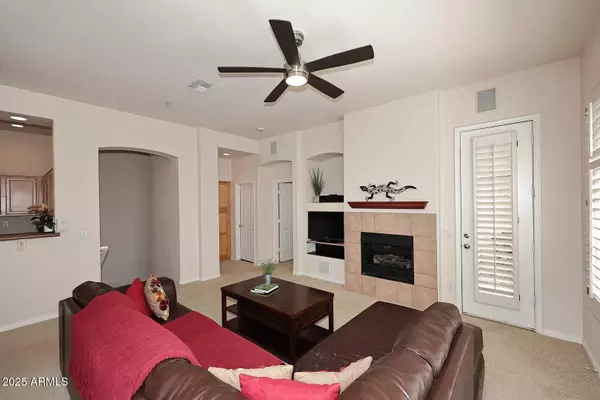 Scottsdale, AZ 85260,16420 N THOMPSON PEAK Parkway #2020