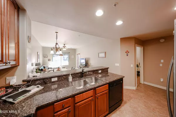 Phoenix, AZ 85054,5450 E Deer Valley Drive #1201