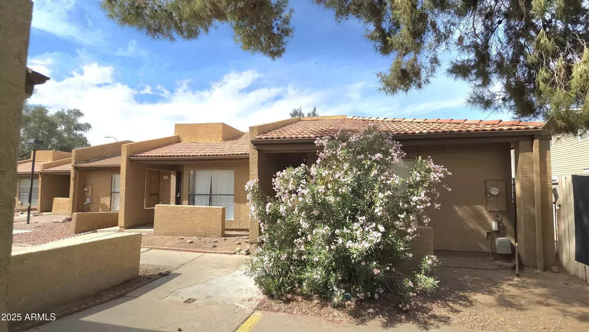 Phoenix, AZ 85051,3228 W GLENDALE Avenue #161