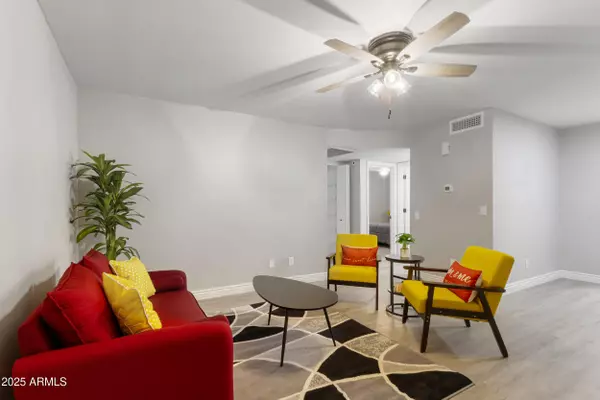 Phoenix, AZ 85020,17 E RUTH Avenue #103