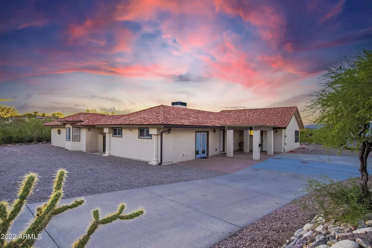 Wickenburg, AZ 85390,780 S Saguaro Drive