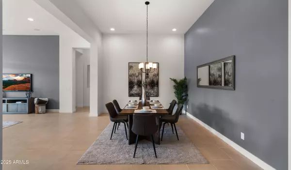 Phoenix, AZ 85083,27908 N 38TH Drive