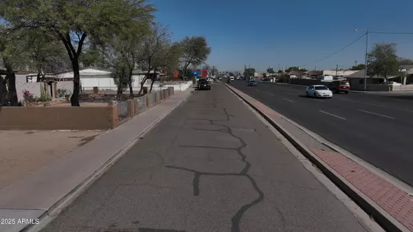 Phoenix, AZ 85041,4602 S 19TH Avenue #-
