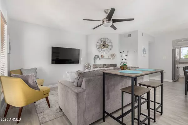 Scottsdale, AZ 85251,3002 N 70TH Street #227