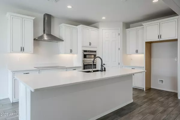 Phoenix, AZ 85043,7531 W ODEUM Lane