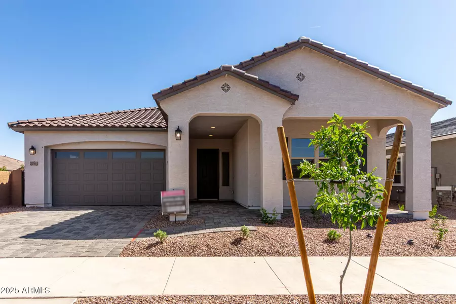 21961 E SADDLE Court E, Queen Creek, AZ 85142