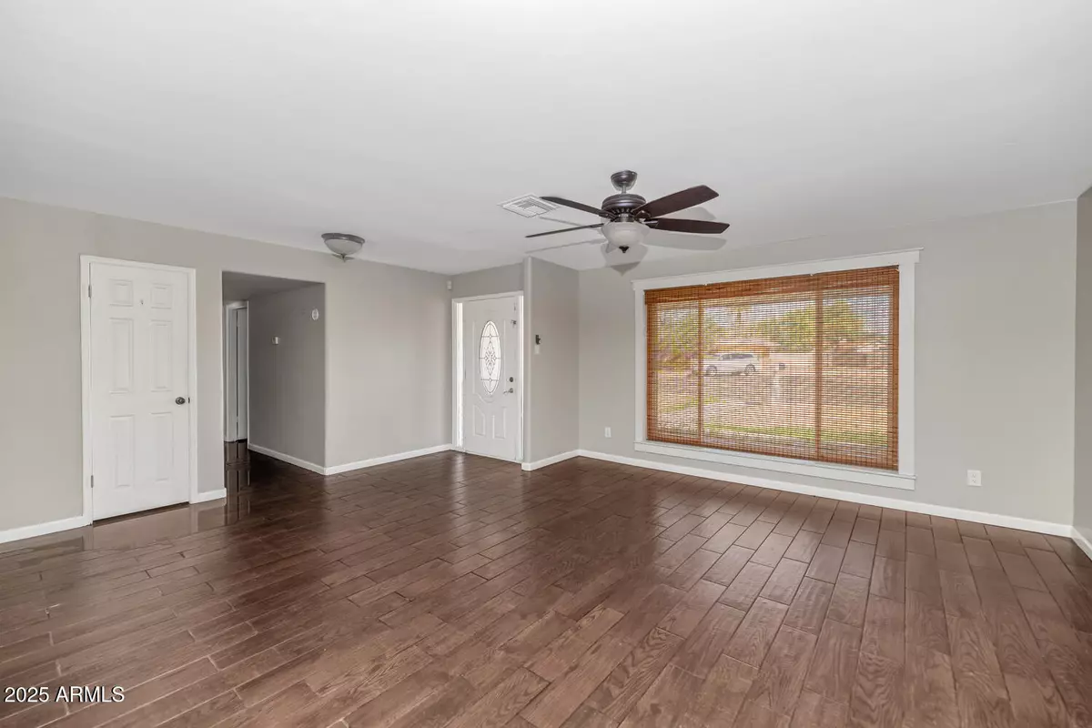 Glendale, AZ 85302,4511 W LOMA Lane