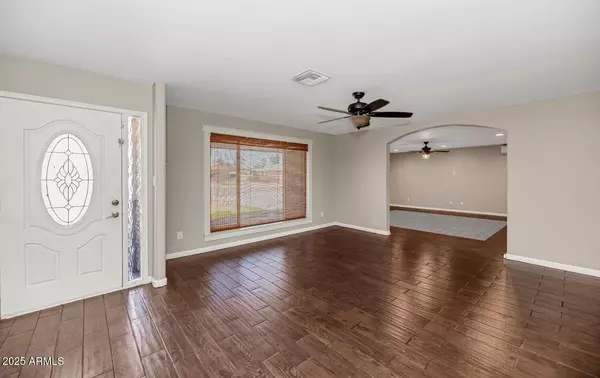 Glendale, AZ 85302,4511 W LOMA Lane