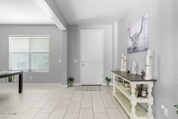 San Tan Valley, AZ 85143,35737 N LOEMANN Drive