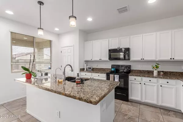 Goodyear, AZ 85338,16789 W MORELAND Street