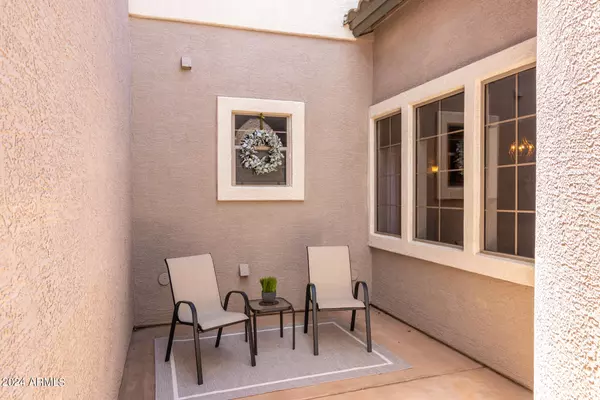 Phoenix, AZ 85086,3025 W SENTINEL ROCK Road