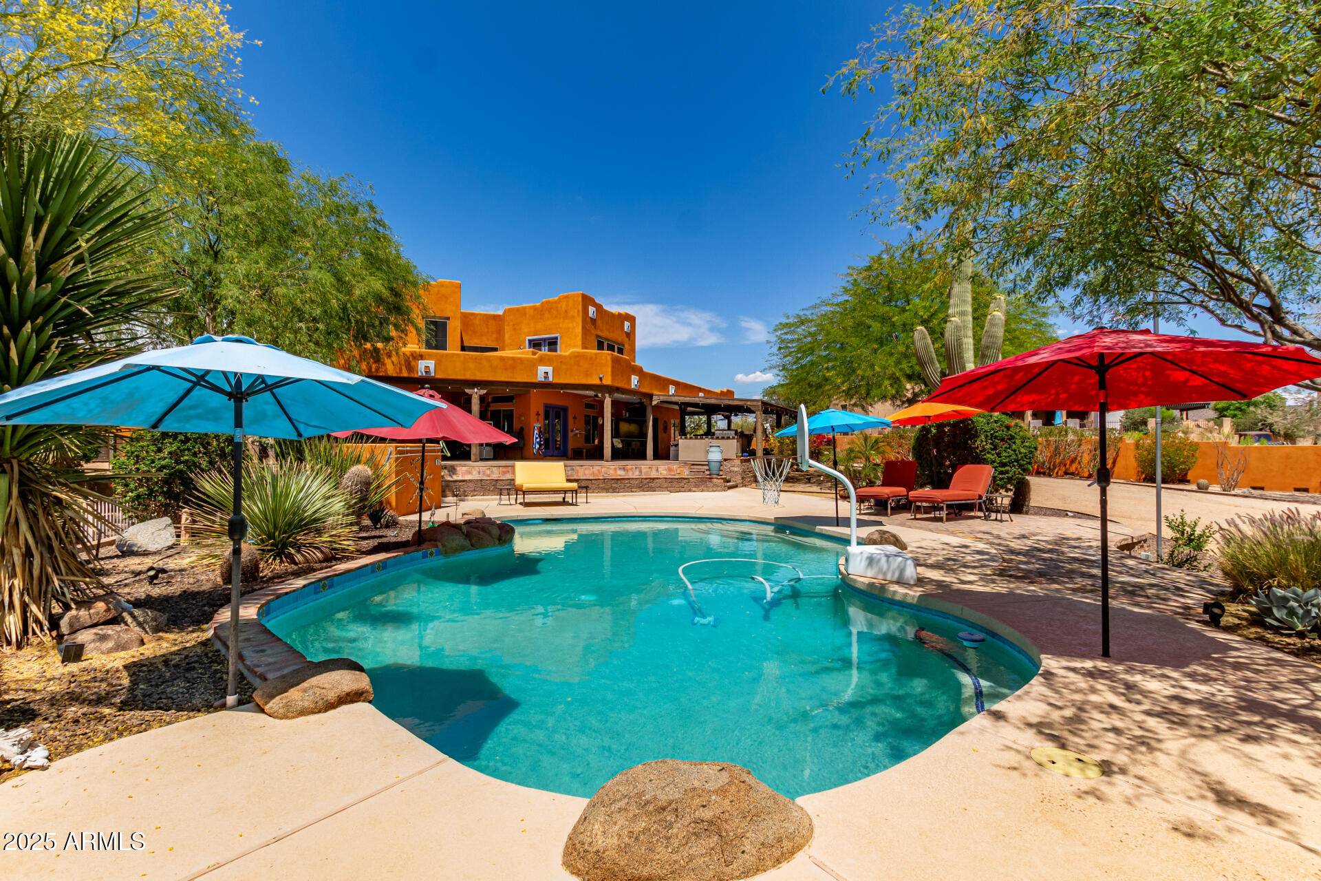 9137 E ODESSA Street, Mesa, AZ 85207