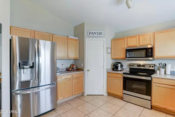 El Mirage, AZ 85335,12131 W WINDROSE Drive