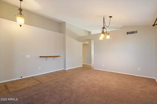 Chandler, AZ 85225,1024 N ITHICA Court