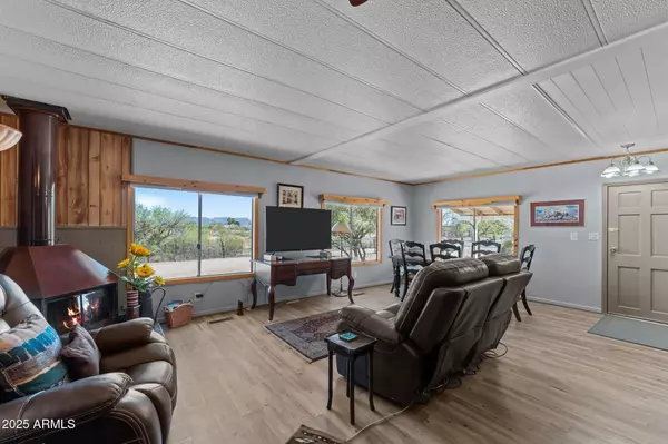 Aguila, AZ 85320,50017 N EAGLE VIEW Drive